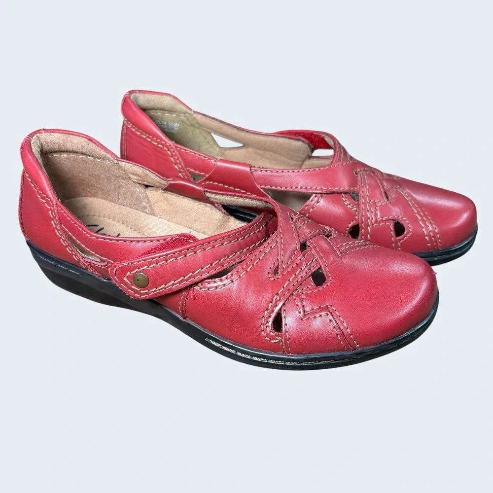 Clarks Collection Red Leather‎ Mary Jane Comfort Shoes Women's 6.5M Hook & Loop